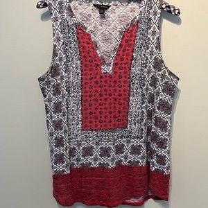 - Lucky Brand Boho sleeveless top. Size Medium.